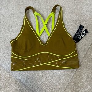 VICTORIAS SECRET VSX SPORTS BRA XS NWT